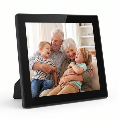 Digitaler WLAN-Bilderrahmen mit Familienfoto von Famessa